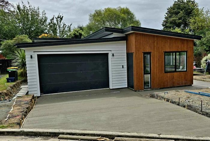 Garage Driveway, Dunedin